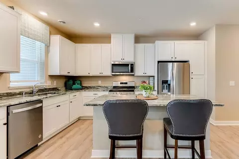 13777 Kaylemore Trl, Rosemount, MN 55068 photo 4