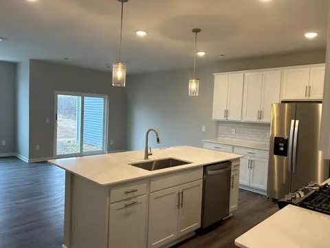 4893 Avery Ct, Eagan, MN 55123 photo 6