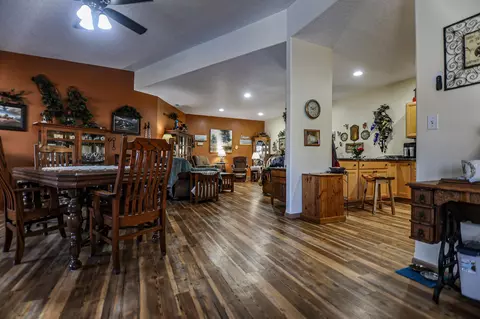 104 Nowell St E, New York Mills, MN 56567