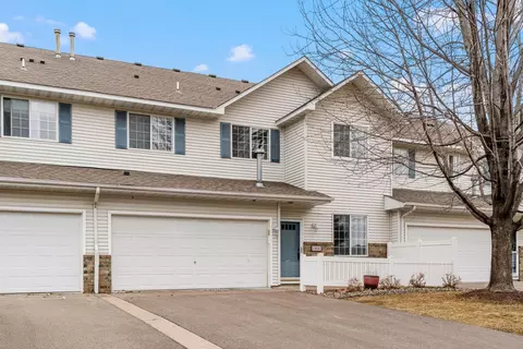 3183 Juniper Ln #E, Woodbury, MN 55125