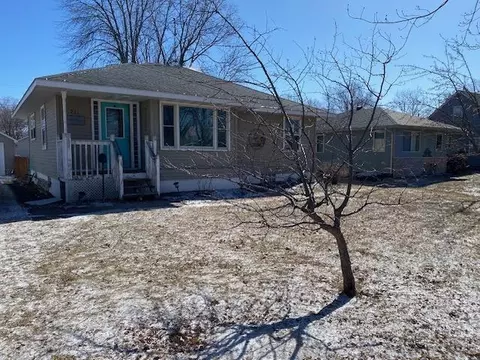 231 S Cedar St, Belle Plaine, MN 56011