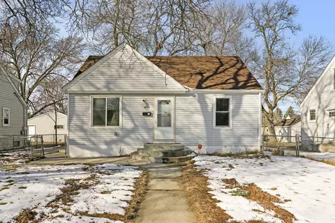 4933 Aldrich Ave N, Minneapolis, MN 55430