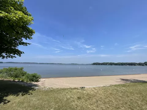 4904 Main St E, Maple Plain, MN 55359 photo 34