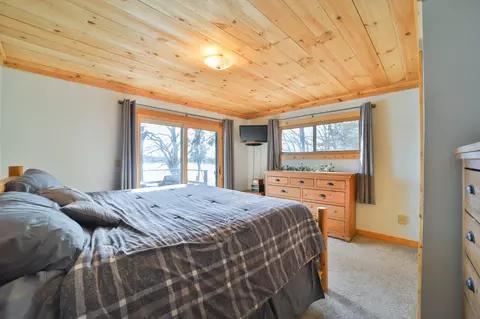 Bedroom - 38914 W Arrowhead Dr, Pine River, MN 56474 photo 2 of 10