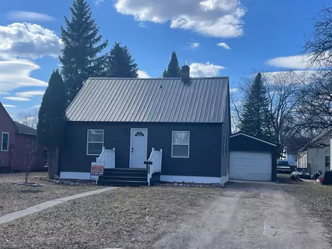 405 S Duluth Ave S, Thief River Falls, MN 56701
