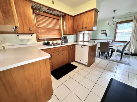 Kitchen - 908 3rd St S, Cold Spring, MN 56320 photo 4 of 5