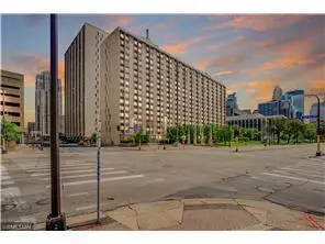 15 S 1st St #A915, Minneapolis, MN 55401