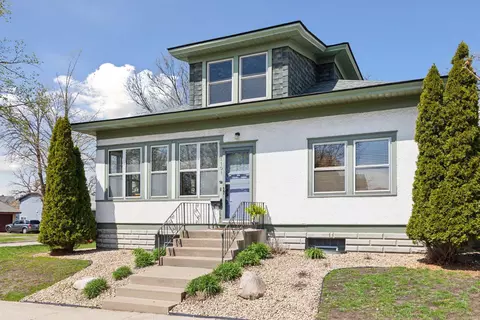 1101 24th Ave NE, Minneapolis, MN 55418