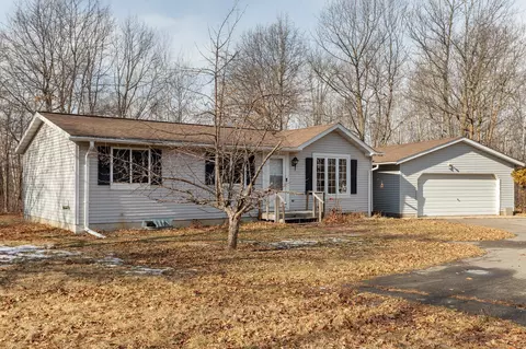 6587 48th Ave NW, Walker, MN 56484