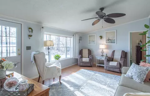 Living - 9646 Crescent Bay Rd, Brainerd, MN 56401 photo 2 of 3