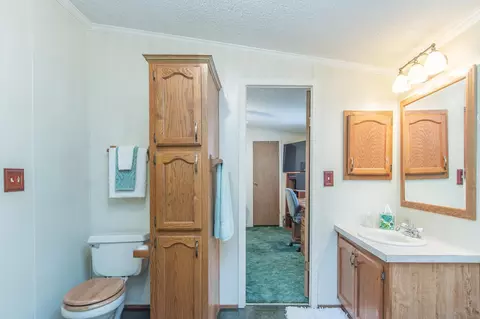 Bath - 9646 Crescent Bay Rd, Brainerd, MN 56401 photo 5 of 5