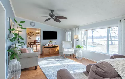 Living - 9646 Crescent Bay Rd, Brainerd, MN 56401 photo 1 of 3