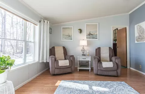 Living - 9646 Crescent Bay Rd, Brainerd, MN 56401 photo 3 of 3