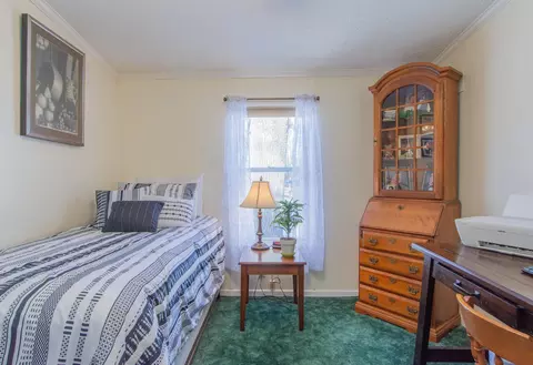 Bedroom - 9646 Crescent Bay Rd, Brainerd, MN 56401 photo 4 of 10