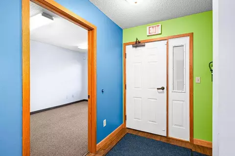 Entry Way - 4 W 5th St, Duluth, MN 55806 photo 1 of 2