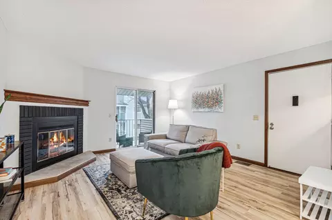 1740 Pleasant St #E, Lauderdale, MN 55113