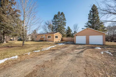 2104 Soldiers Ln, Grand Rapids, MN 55744