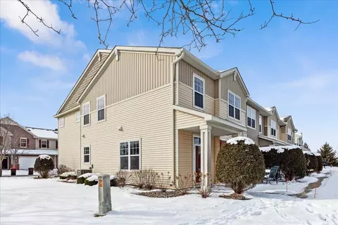 3312 Hazel Trl #A, Woodbury, MN 55129