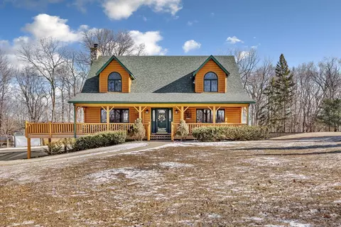 9244 Ivanhoe Trl, Faribault, MN 55021