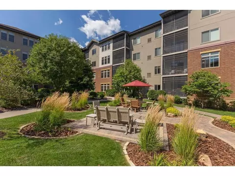 7100 Metro Blvd #209, Edina, MN 55439