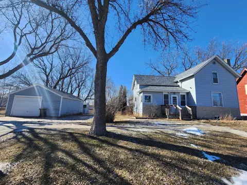 240 Bowman St, Stewart, MN 55385