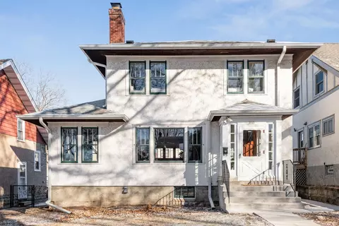 2045 Palace Ave, Saint Paul, MN 55105
