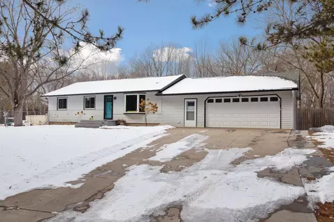 32110 Elk Ln, Stacy, MN 55079