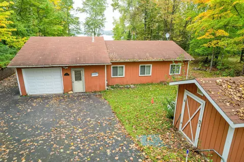 984 Lakeview Dr, Cloquet, MN 55720