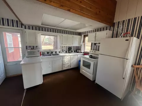 Kitchen - 48441 197th Ave, Mcgregor, MN 55760 photo 1 of 1