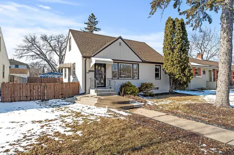 4242 16th Ave S, Minneapolis, MN 55407