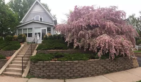 2641 17th Ave E, North Saint Paul, MN 55109