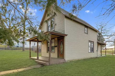 514 Summit St NE, Chatfield, MN 55923