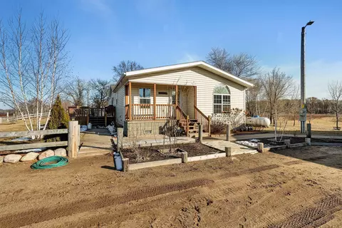 9249 17th St SE, St. Cloud, MN 56304