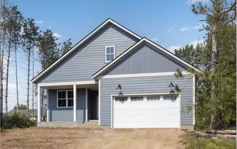 1441 Creekwood Dr, New Richmond, WI 54017