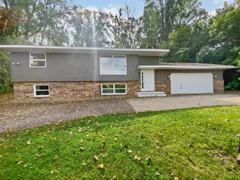 1104 Sibley Memorial Hwy, Mendota Heights, MN 55118