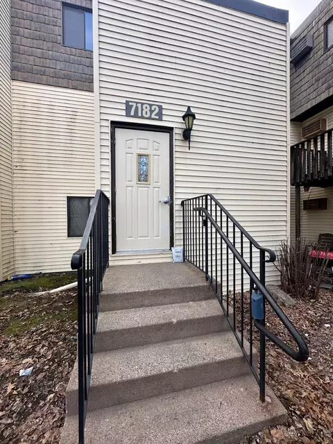 7182 72nd Ln N #222, Brooklyn Park, MN 55428