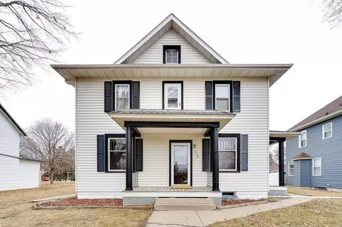210 Lake St E, Cologne, MN 55322