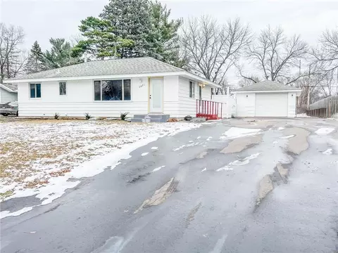2621 S Heights Dr NW, Coon Rapids, MN 55433
