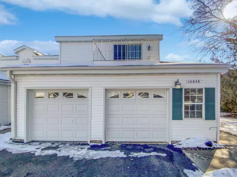 14049 Pennock Ave, Apple Valley, MN 55124