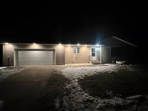 133 8th Ave NW, Lonsdale, MN 55046