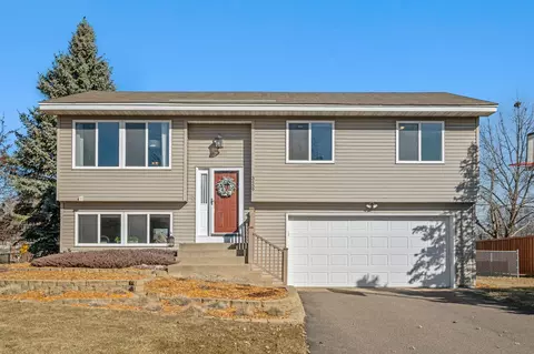 3459 NW 140th Ave, Andover, MN 55304