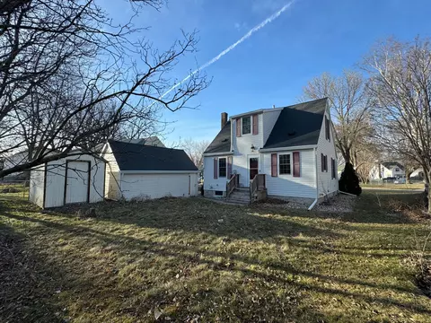 509 Kendall St, Marshall, MN 56258 photo 14