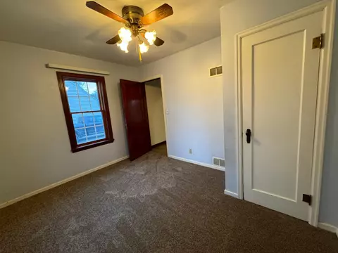 509 Kendall St, Marshall, MN 56258 photo 9