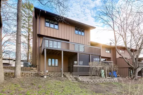 2683 Sumac Rdg, White Bear Lake, MN 55110