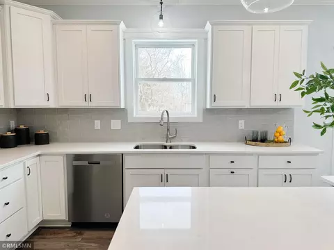 2107 Silver Bell Rd, Eagan, MN 55122 photo 5