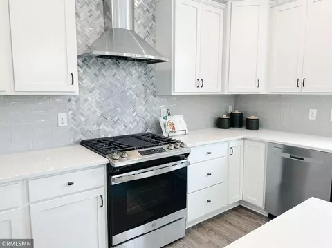 2107 Silver Bell Rd, Eagan, MN 55122 photo 3