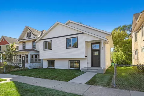 977 Edgerton St, Saint Paul, MN 55130