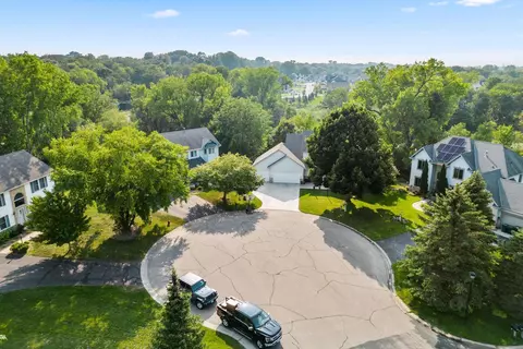 View/Area - 4195 Granite Ct, Eagan, MN 55123 photo 1 of 2