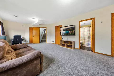 130 Allen Ln, Faribault, MN 55021 photo 23