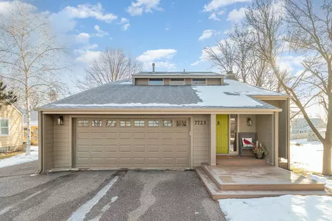 7723 Frontier Trl, Chanhassen, MN 55317